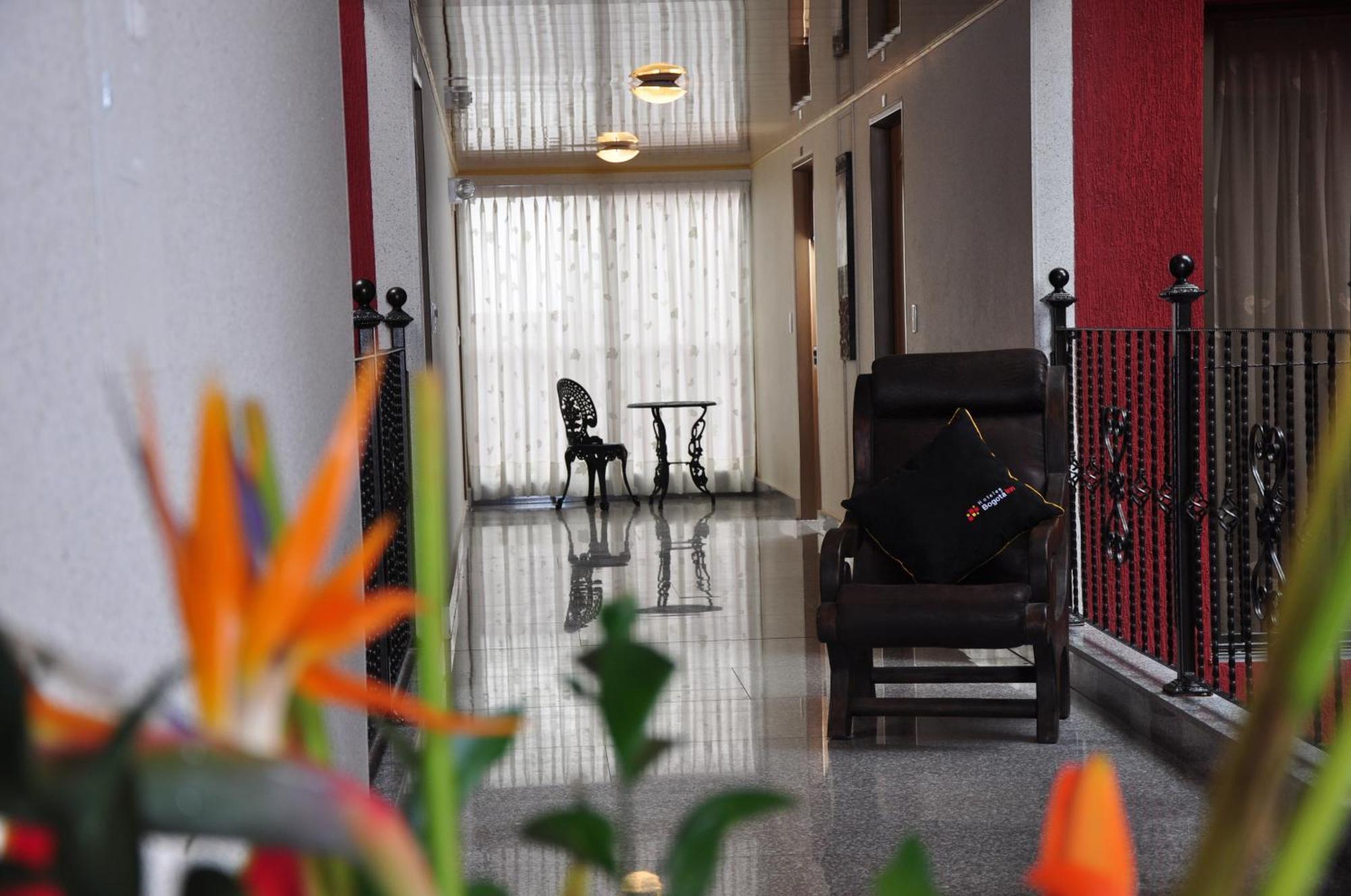 Hoteles Bogota Inn La Soledad المظهر الخارجي الصورة